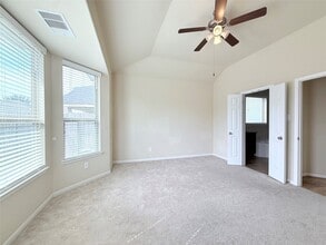 Building Photo - 16927 Wedgeside Pk