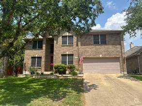 Building Photo - 2614 Leakey