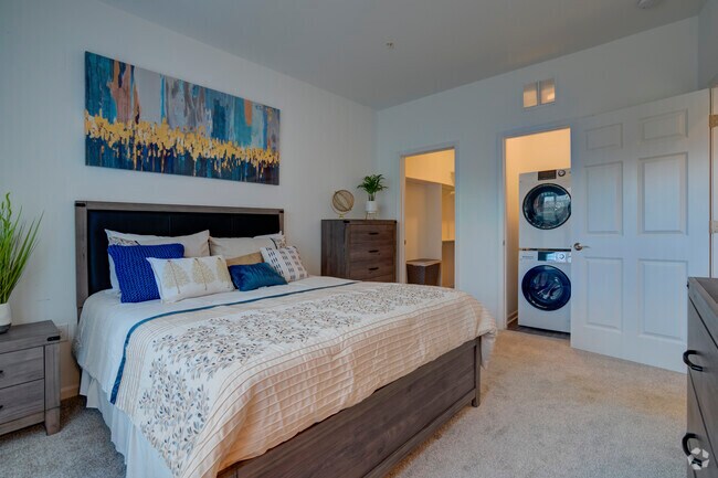 2BR, 1BA - 1125SF - Dormitorio principal - Highland Knolls