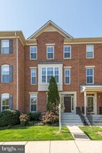 Building Photo - 1018 Verdigris Way