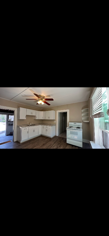Foto del edificio - 517 Pleasant Valley Rd