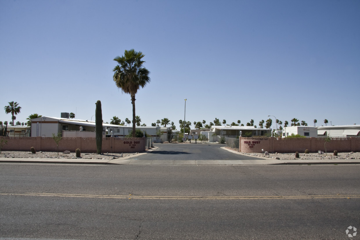 Primary Photo - Golddust RV Park - 30 Spaces