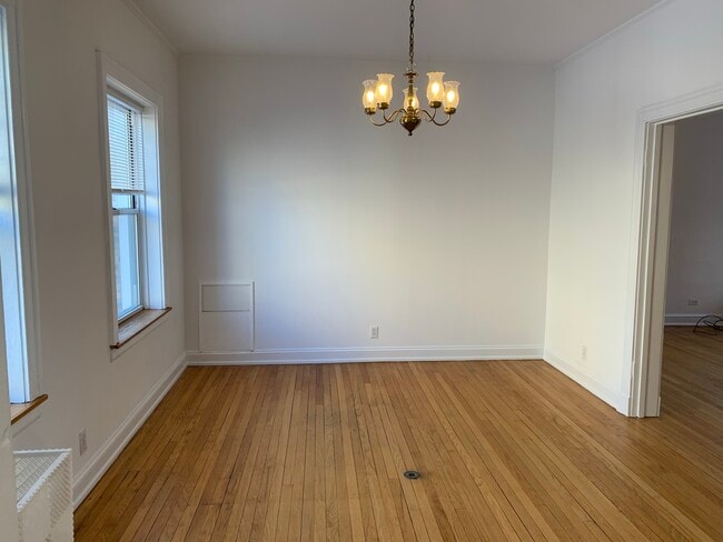 Building Photo - 1509 Oak Ave