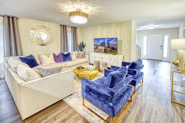 Building Photo - 4573 Rivers Landing Dr