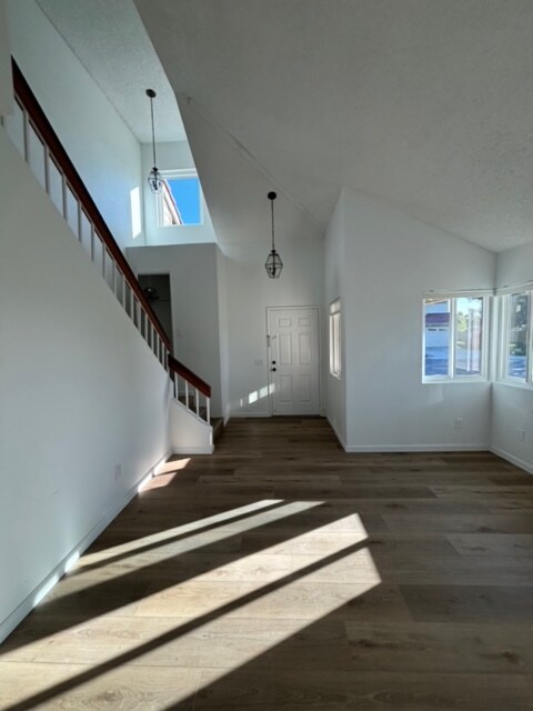 Foto del edificio - 4480 Goldfinch Way