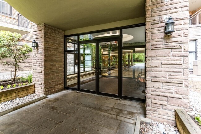 Photo du bâtiment - 1250 Crois Lombard