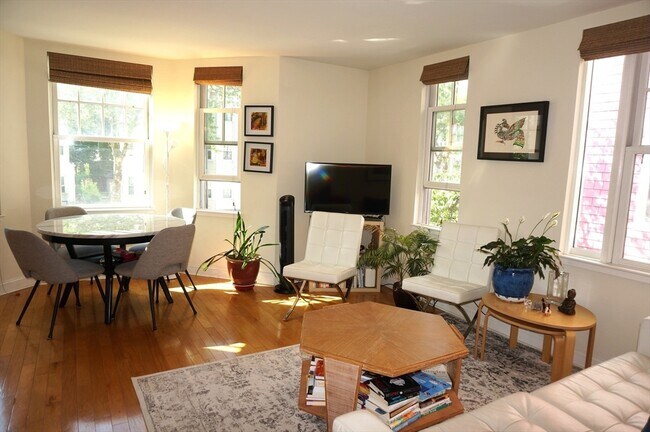 Foto del edificio - 4048 Washington St