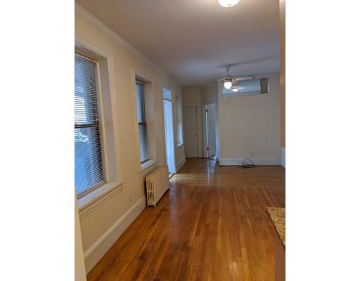 Building Photo - 101 Charles St