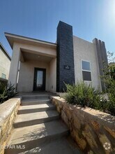 Building Photo - 14937 Pebble Hills Blvd