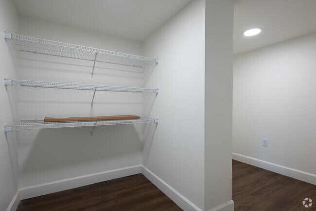 Habitación de paquetes - The Heights at Gateway Park