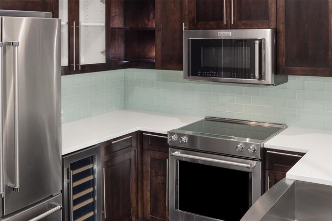 Building Photo - 1111 Rusk St