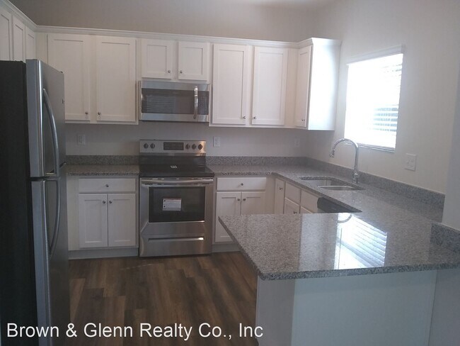 Building Photo - 3 br, 2.5 bath House - 131 Morvue Loop