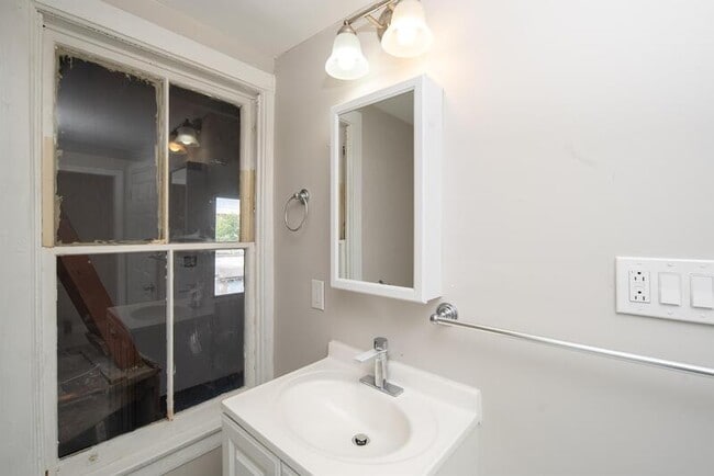 Foto del edificio - 719 5th Ave