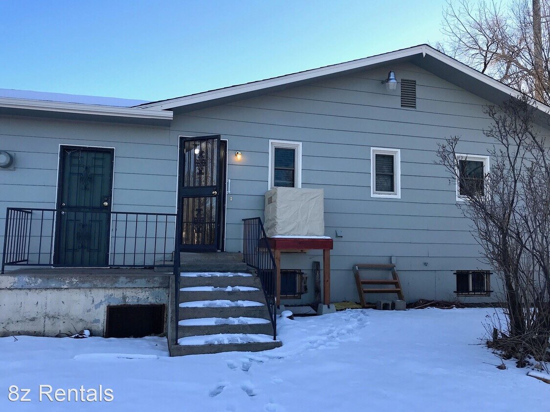 Primary Photo - 3 br, 2.5 bath House - 5835 W. 10th Avenue