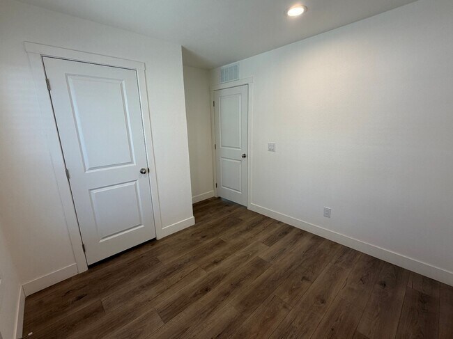 Foto del edificio - 501 E Ray Rd