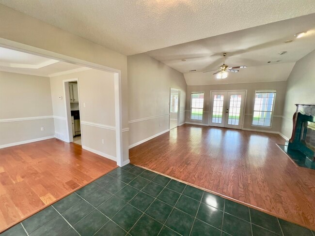 Building Photo - 3063 Mt Palomar Cove