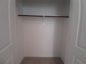 Building Photo - 16026 Tangled Vine Ln