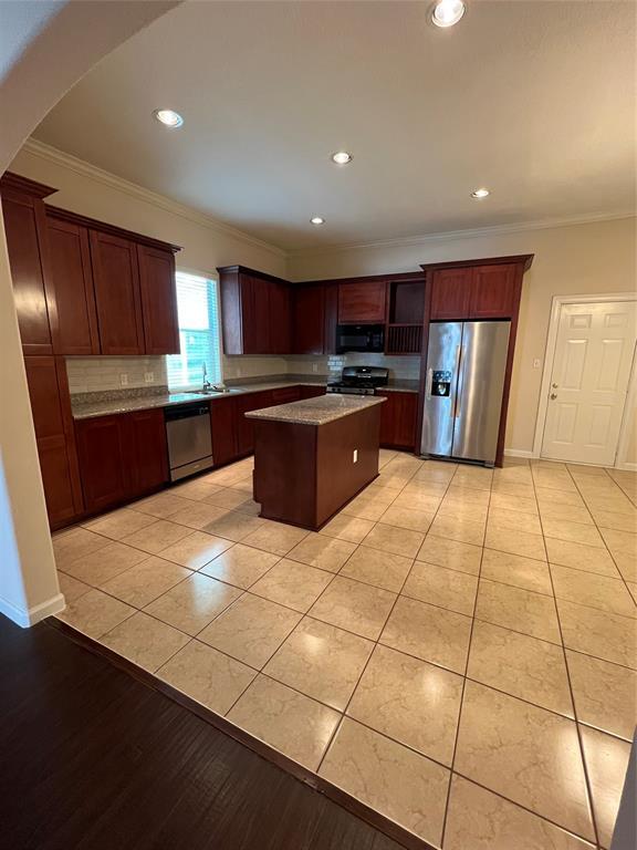 Building Photo - 15419 Addicks Stone Dr