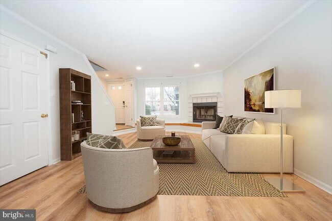 Foto del edificio - 26 Rampart Dr