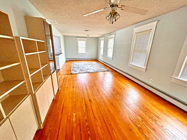 Living Room/Dining Area - 18 Grove St