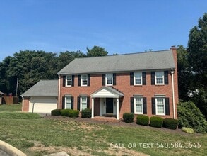 Building Photo - 5175 Lakeland Dr