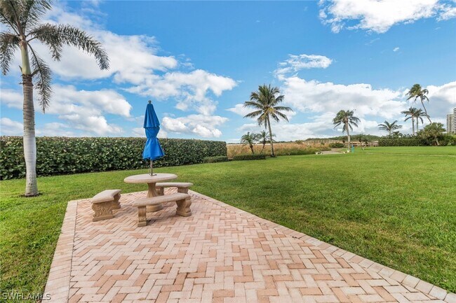 Foto del edificio - 220 Seaview Ct