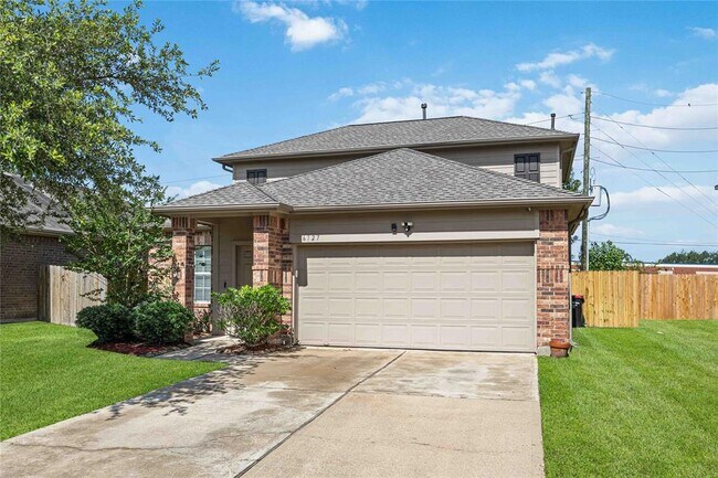 Building Photo - 6727 Wide Creek Dr