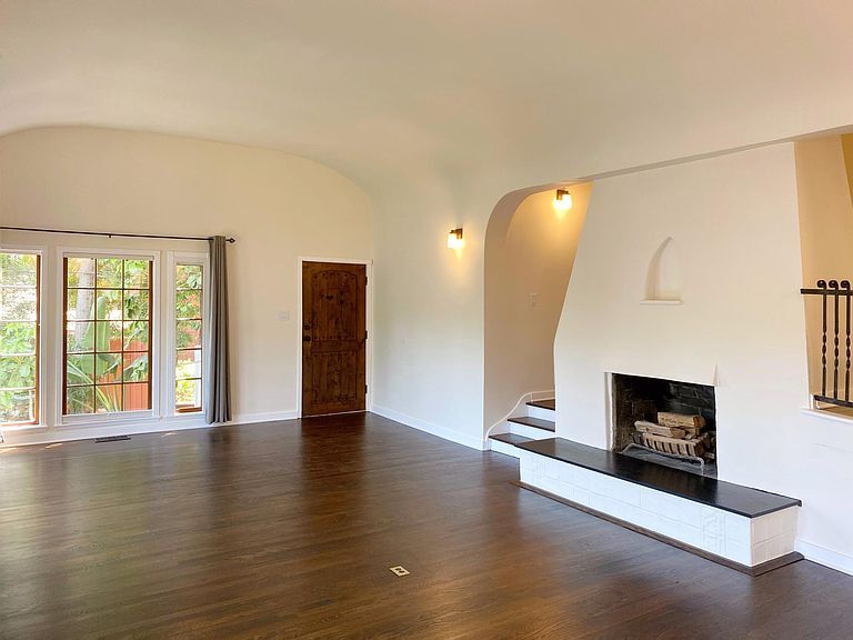 67 Houses for Rent in Beachwood Canyon, CA Westside Rentals