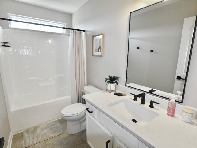 Foto del edificio - 83 Rhett Ln