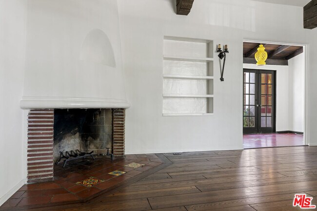 Foto del edificio - 3731 Griffith View Dr