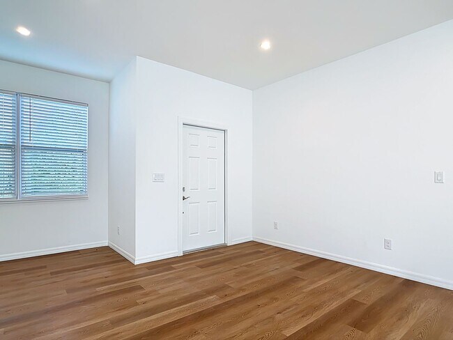 Foto del edificio - Brand New Home in North Port *3 Bedrooms &...