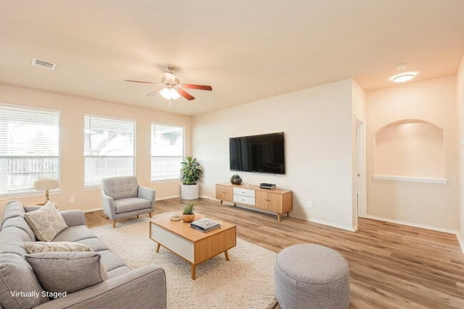Building Photo - 11615 Tahoka Daisy