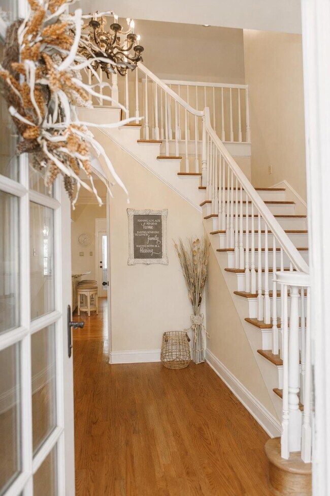 Foto del edificio - 565 Schaeffer Loop