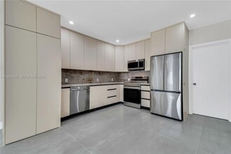 Building Photo - 807 NW 51st St