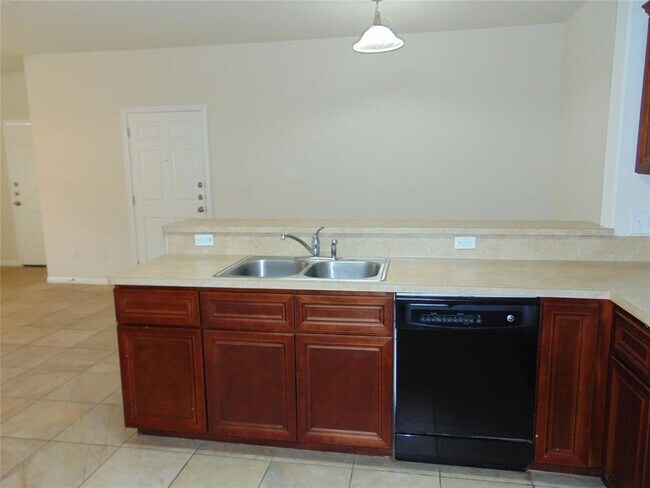 Foto del edificio - 104 Liberty Pl Cove