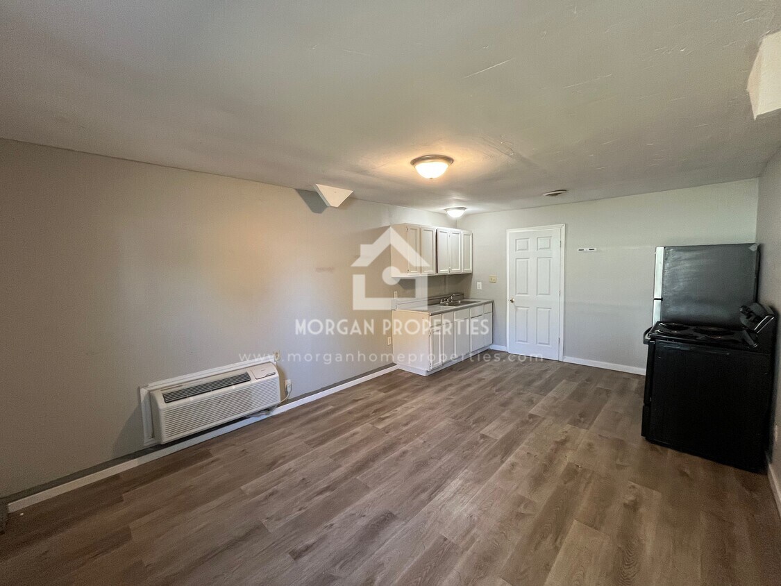 Foto del edificio - 336 W 6th St