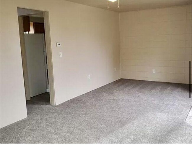 Building Photo - 3 bedroom in Billings MT 59105