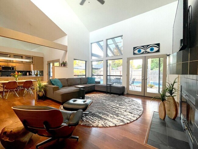 Foto del edificio - Mid-Century 3/2 in Clovis with Pool