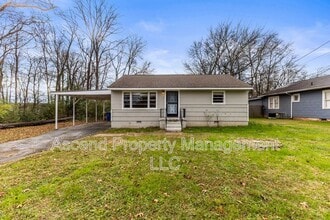 Building Photo - 5514 Rosemont Dr