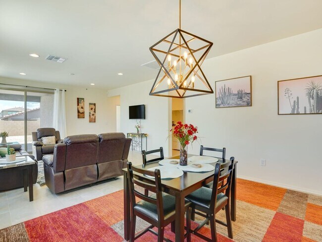 Foto del edificio - 4 Bedroom Single Family Home in Tucson