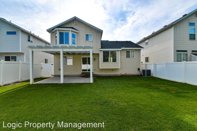 Building Photo - 4 br, 3 bath House - 5369 S. Baker Street