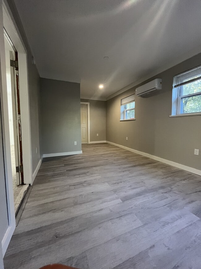 Foto del edificio - 1109 NE 5th Pl