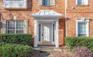 Building Photo - 14154 Fitzroy Ln