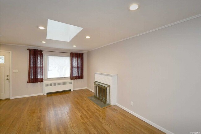 Building Photo - 22 Azalea Ct