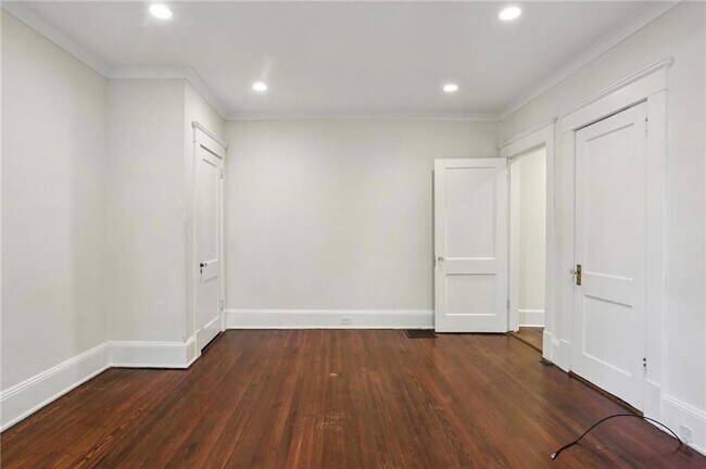 Foto del edificio - 385 10th St NE