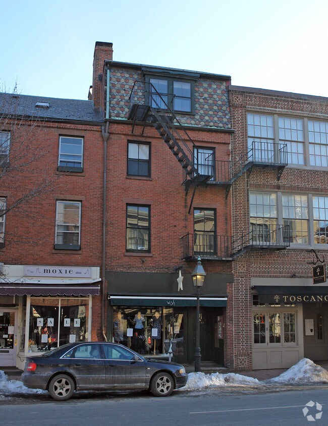 Primary Photo - 49-49B Charles St