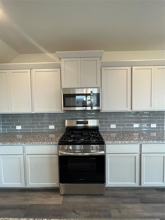 Building Photo - 27859 Western Crk Ct