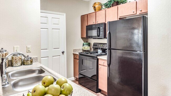 Building Photo - Fresh Air, Fresh Vibes