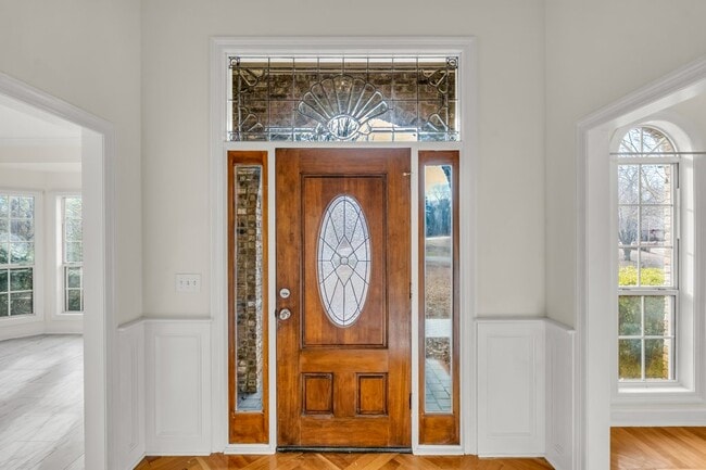 Building Photo - 415 Megan Ln