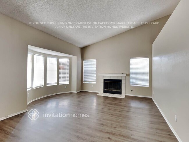 Foto del edificio - 25530 Black Walnut St